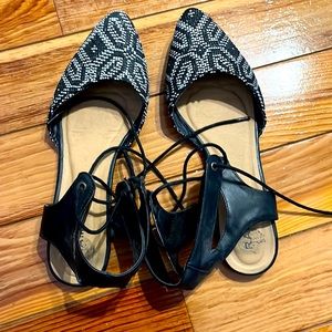 Black and white lace up flats, Rampage, size 9.5